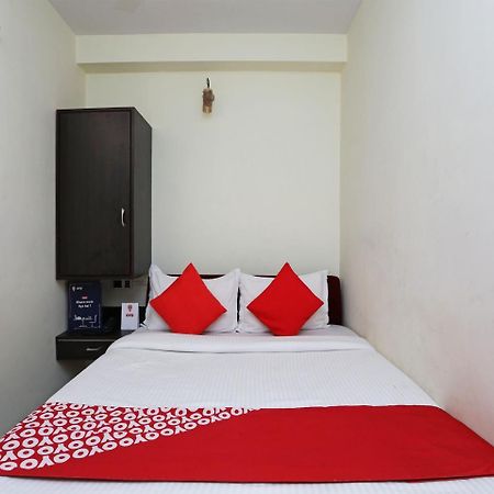 Oyo 13906 Vinita Inn Santragachi Kültér fotó