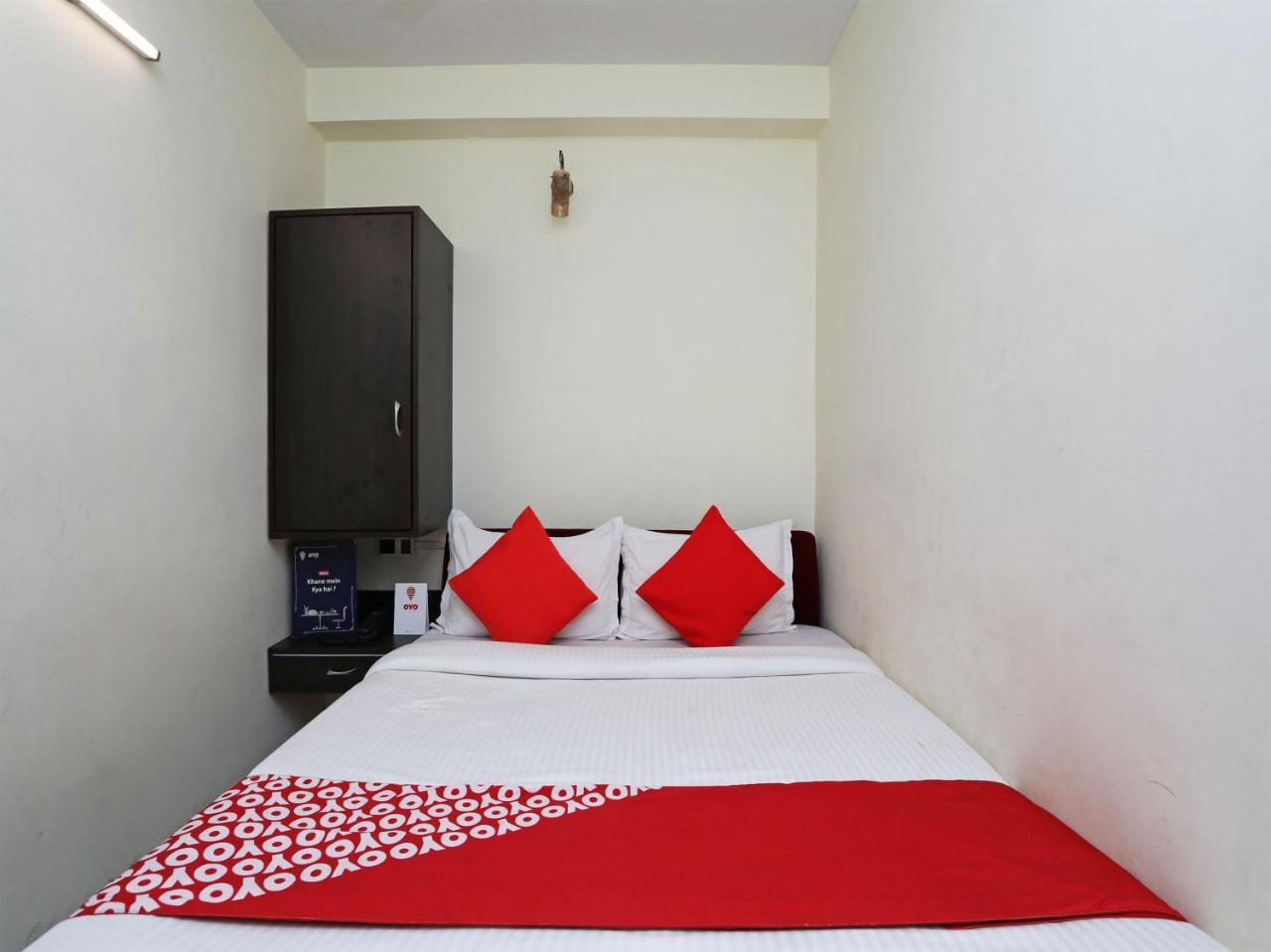 Oyo 13906 Vinita Inn Santragachi Kültér fotó